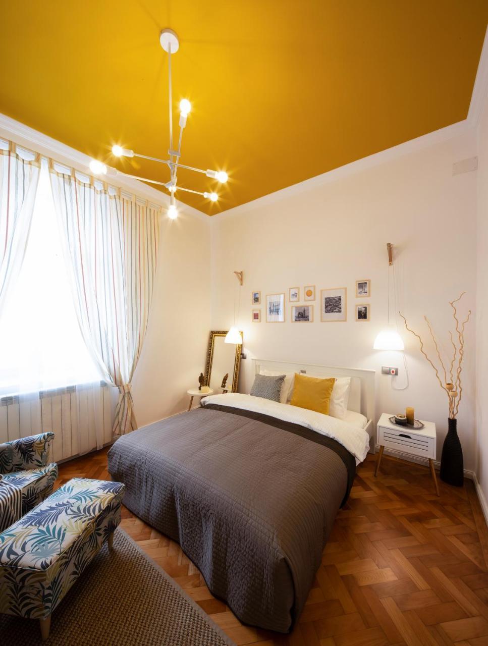 Yellow Apartment Kaloşvar Dış mekan fotoğraf